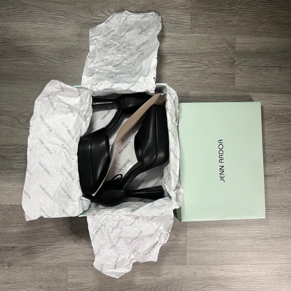 Jenn Ardor Pointed Toe Platform Block High Heels with Ankle Strap, Black - 6.5 - Picture 13 of 13